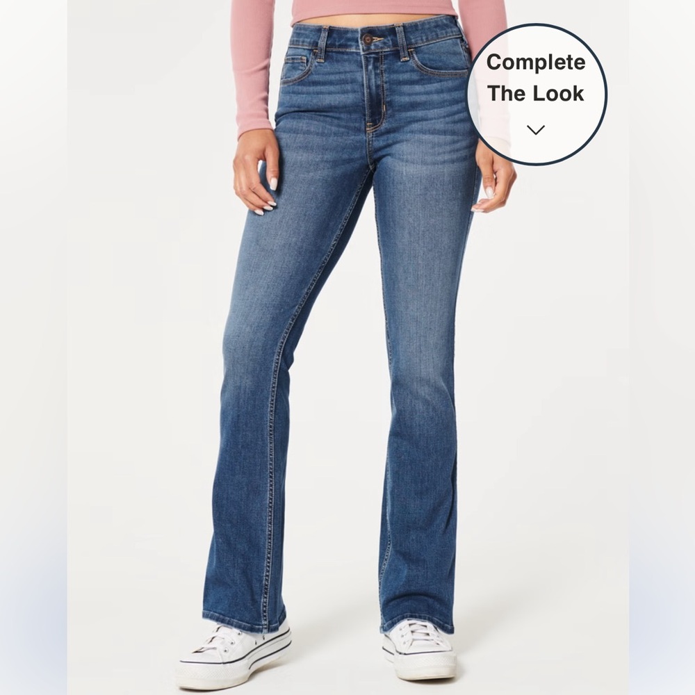 Hollister Women’s Mid-Rise Medium Wash Boot Cut Jeans